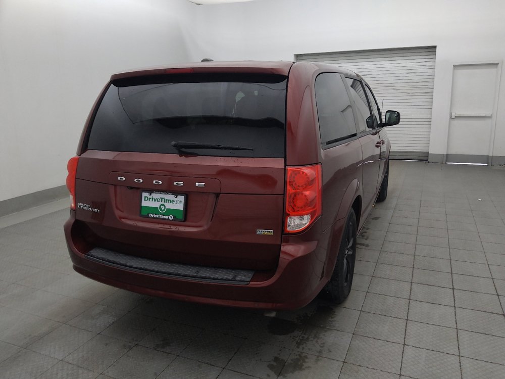 Used 2019 Dodge Grand Caravan SXT w/ Blacktop Package FWD image 9