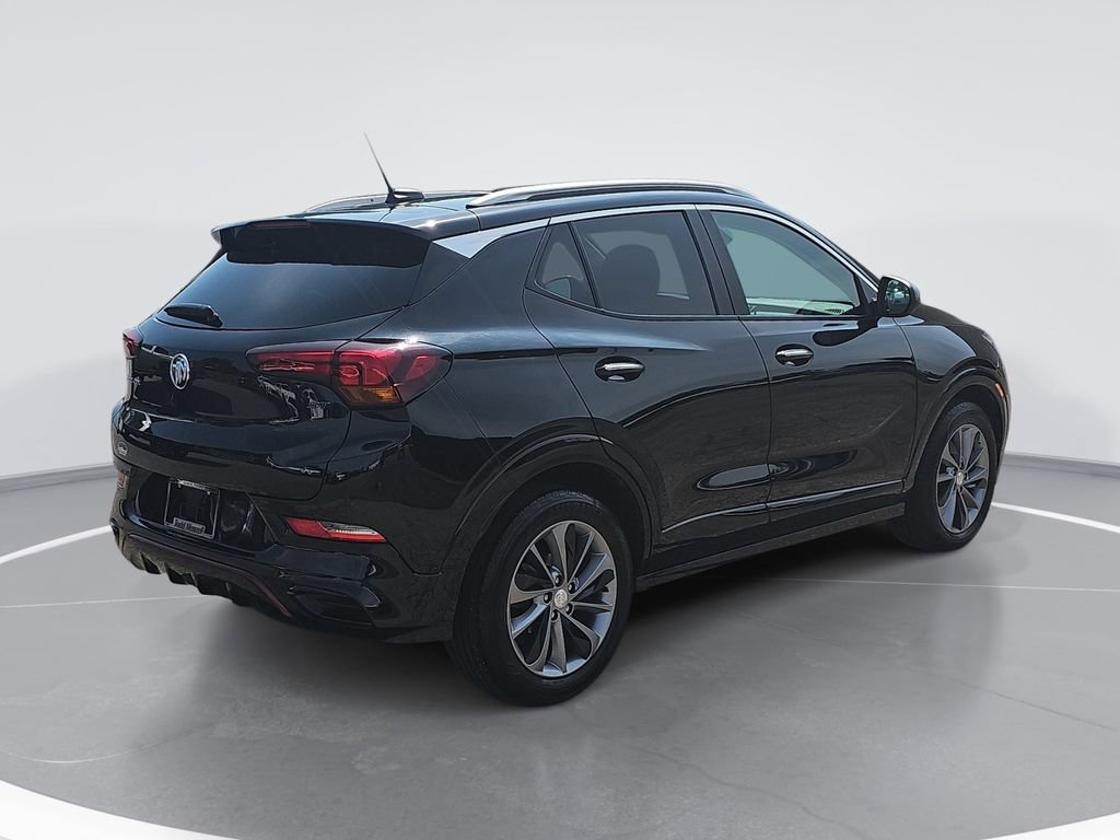 Certified 2023 Buick Encore GX Select w/ Sport Touring Package FWD image 3