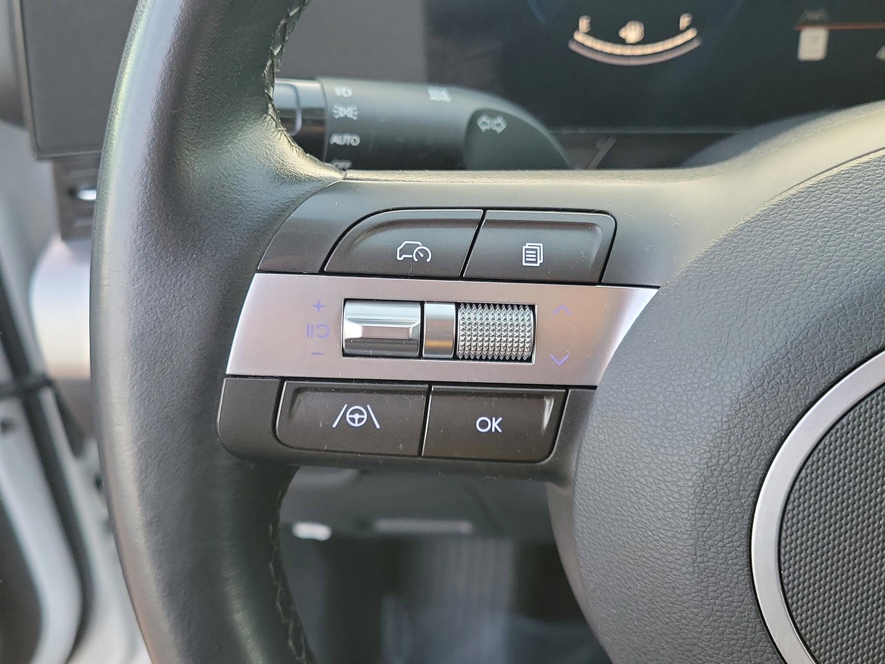 Used 2024 Hyundai Kona SEL image 26