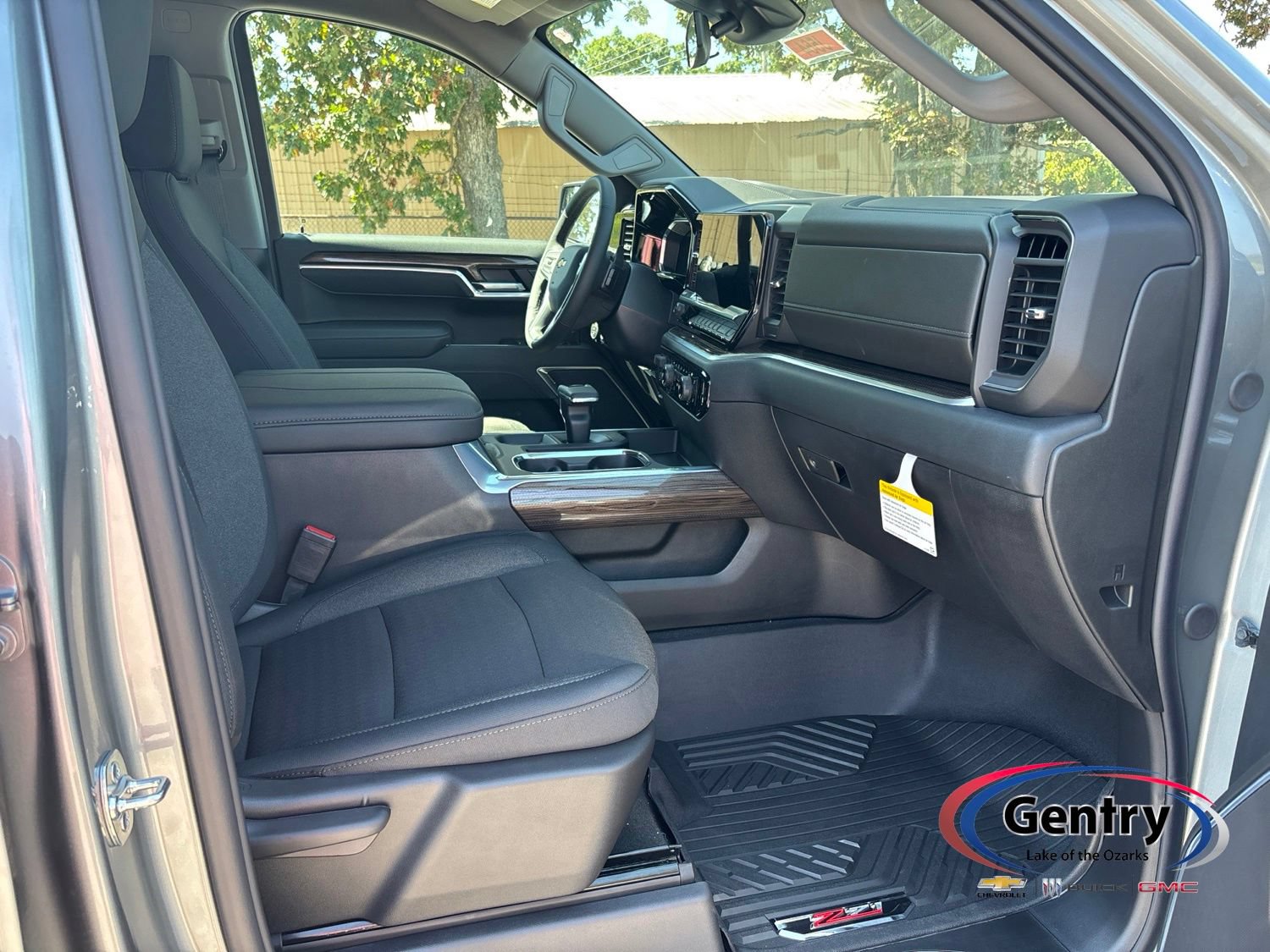 New 2026 Chevrolet Silverado 1500 LT AWD/4WD image 9