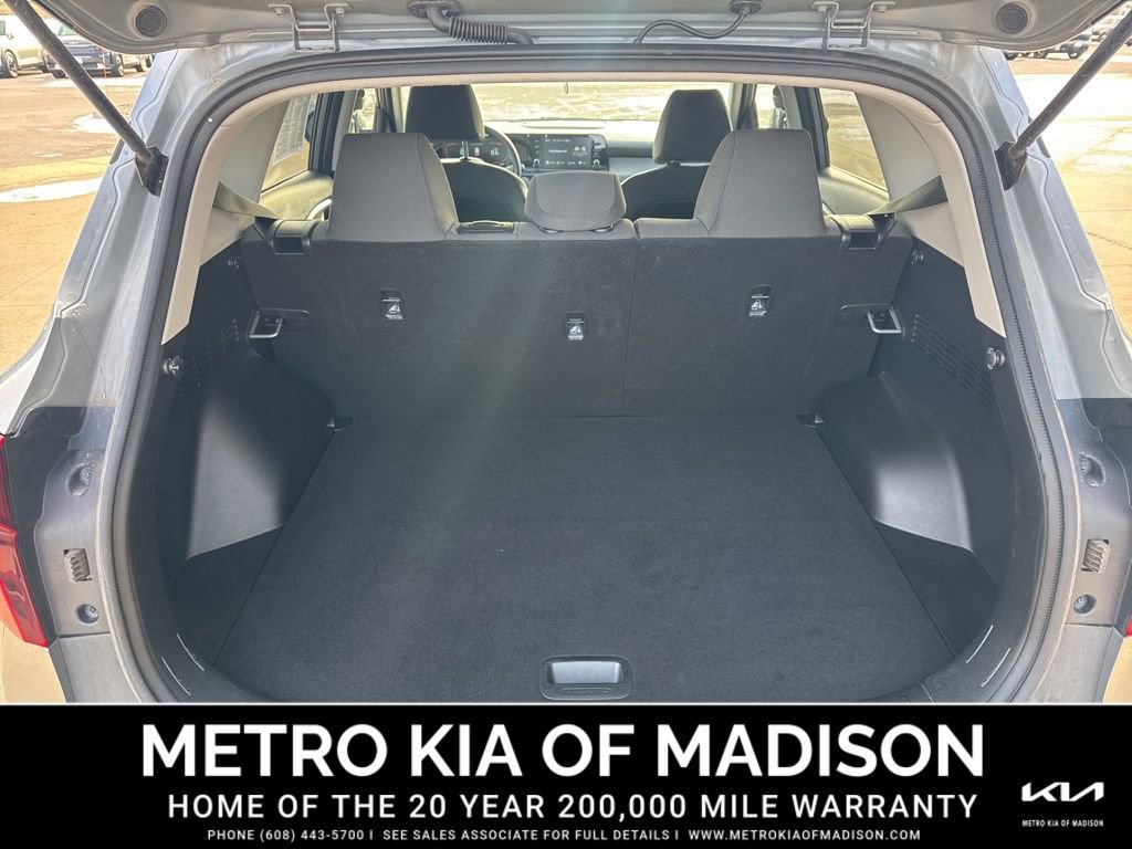 Used 2025 Kia Seltos LX image 29