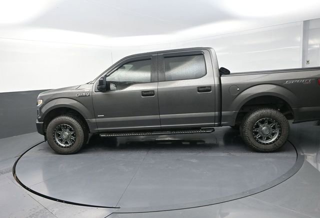 Used 2017 Ford F150 XL w/ Equipment Group 101A Mid AWD/4WD image 4