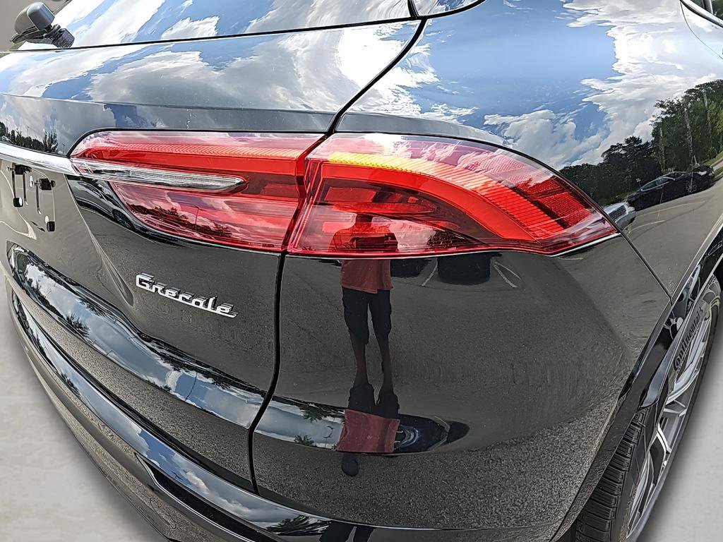 New 2024 Maserati Grecale Modena image 10