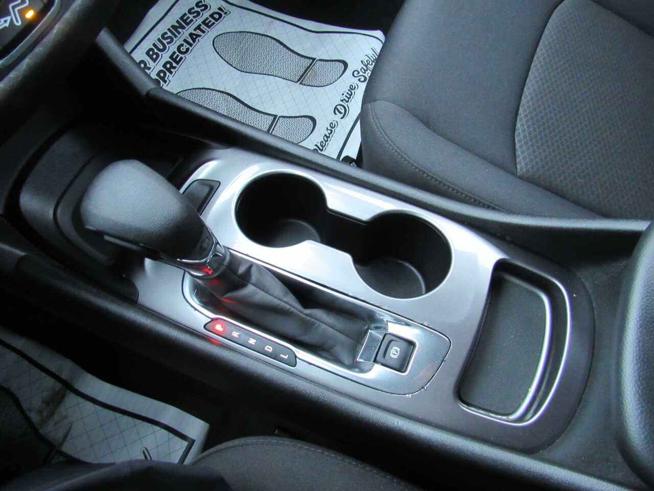 Used 2023 Chevrolet Malibu LS image 16