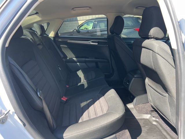 Used 2020 Ford Fusion SE AWD/4WD image 14