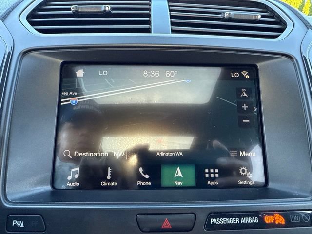 Used 2018 Ford Explorer XLT w/ XLT Appearance Package AWD/4WD image 28