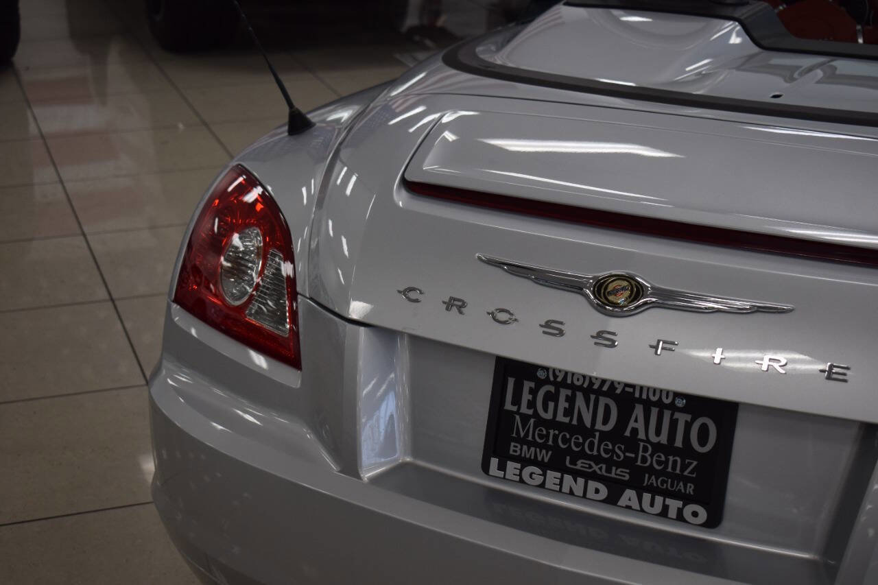 Used 2008 Chrysler Crossfire Limited image 26