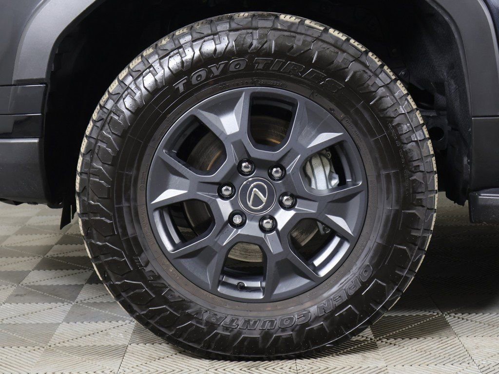 Used 2024 Lexus GX 550 image 27