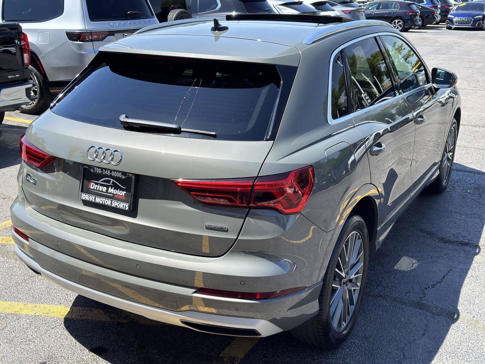 Used 2021 Audi Q3 2.0T Premium Plus w/ Premium Plus Package AWD/4WD image 12