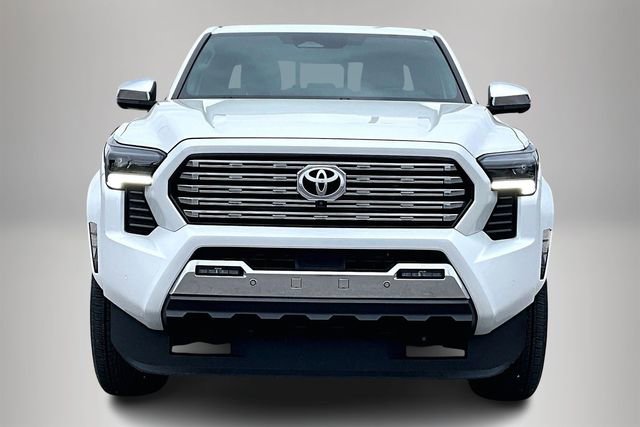 Used 2024 Toyota Tacoma Limited w/ Limited Package (LT) AWD/4WD image 3