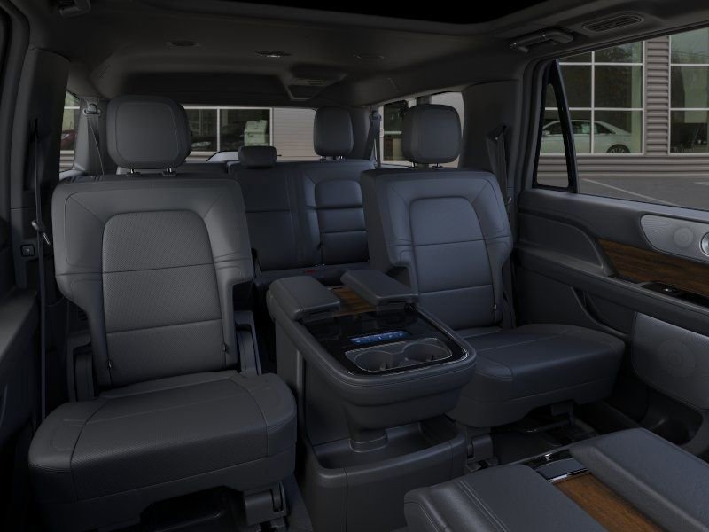 New 2024 Lincoln Navigator L Reserve AWD/4WD image 12