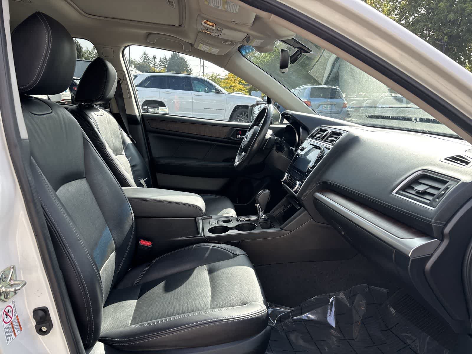 Used 2018 Subaru Outback 2.5i Limited AWD/4WD image 5