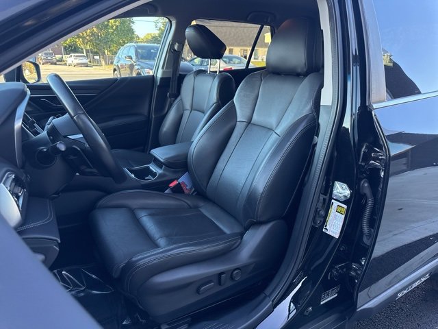 Used 2021 Subaru Outback Limited image 11