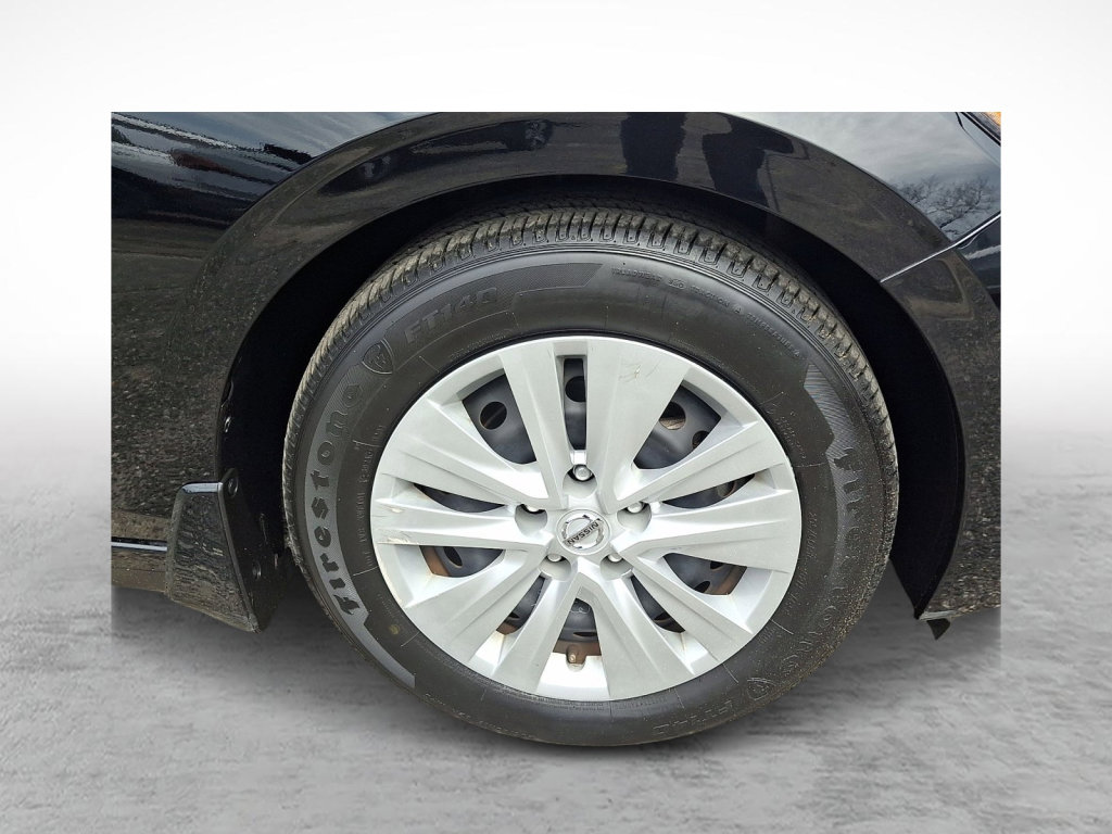 Used 2022 Nissan Sentra S image 9