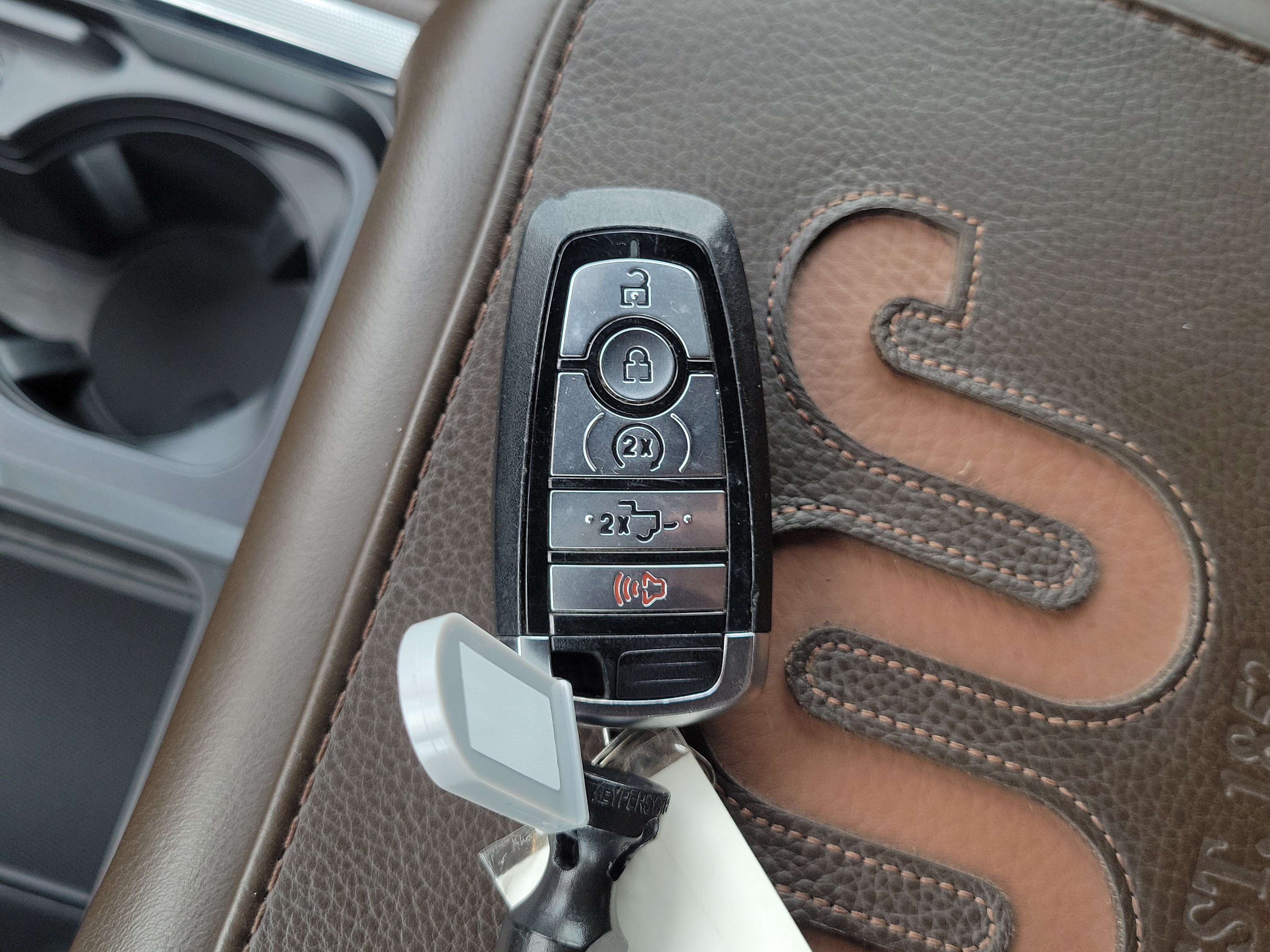 Certified 2023 Ford F350 King Ranch AWD/4WD image 29
