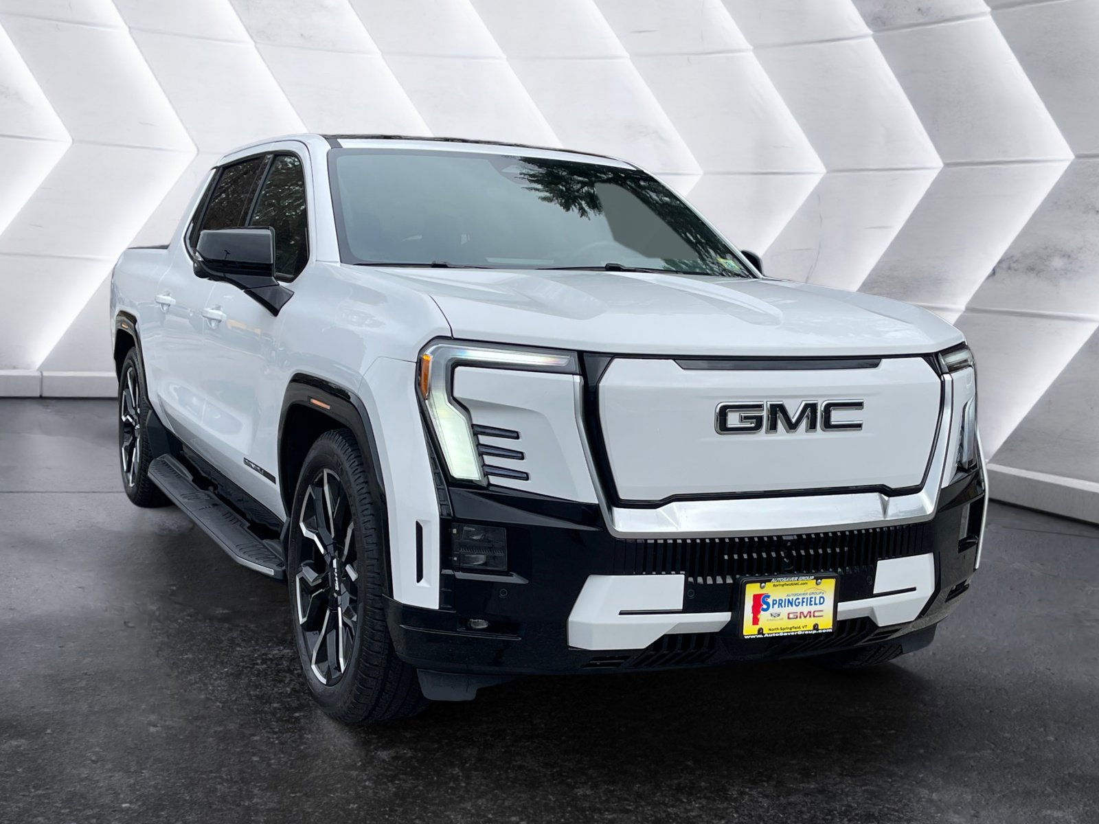 Used 2025 GMC Sierra EV Denali image 8