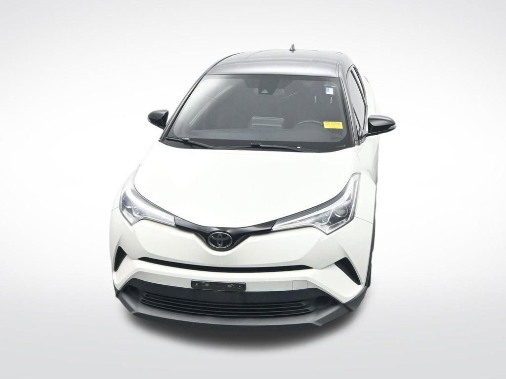 Used 2019 Toyota C-HR XLE image 24