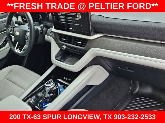 Used 2025 Ford Explorer Platinum w/ Ultimate Package AWD/4WD image 16