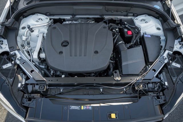 New 2026 Volvo XC60 B5 Ultra w/ Protection Package Premier image 18