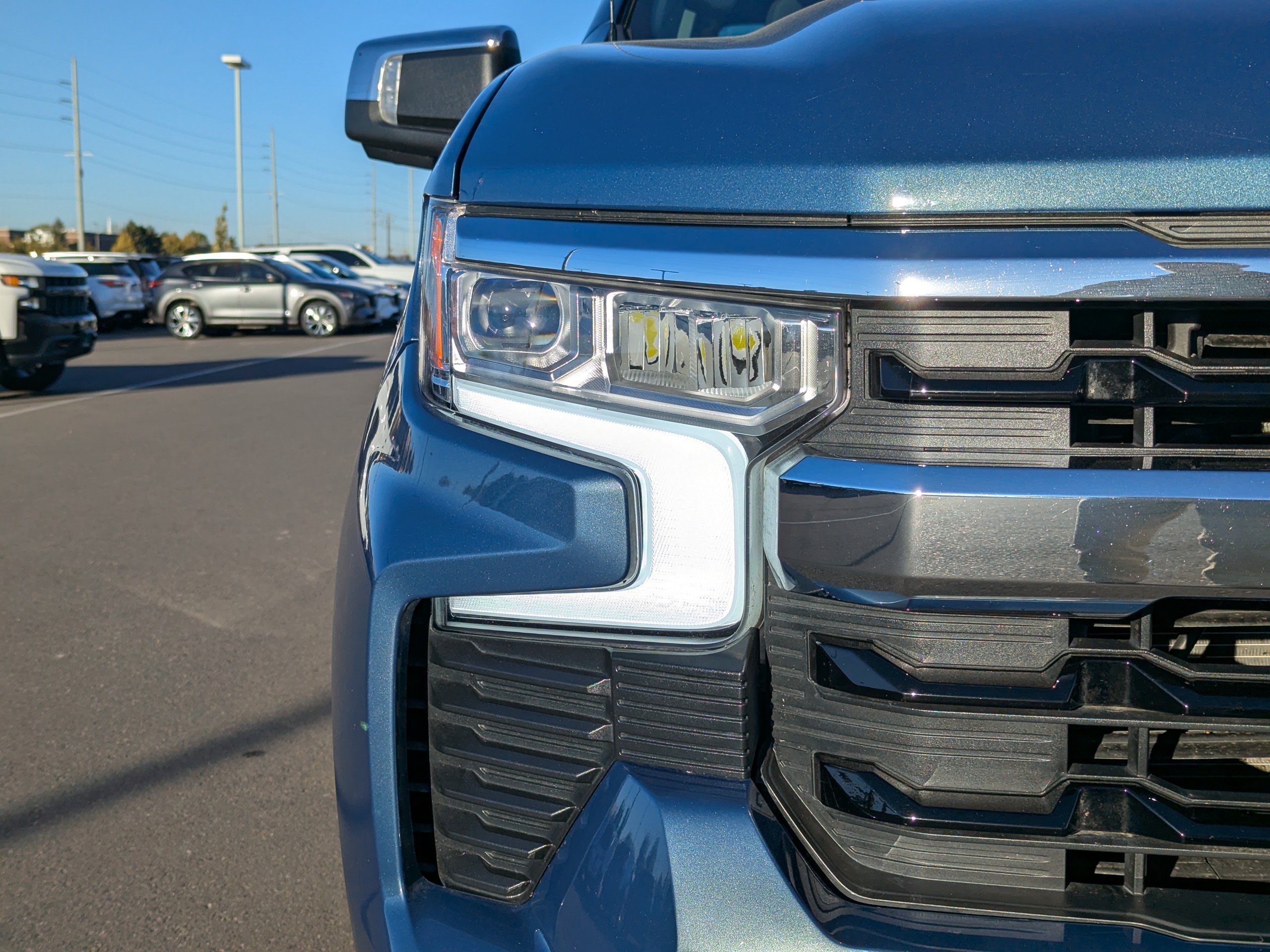 Certified 2024 Chevrolet Silverado 1500 LT AWD/4WD image 44