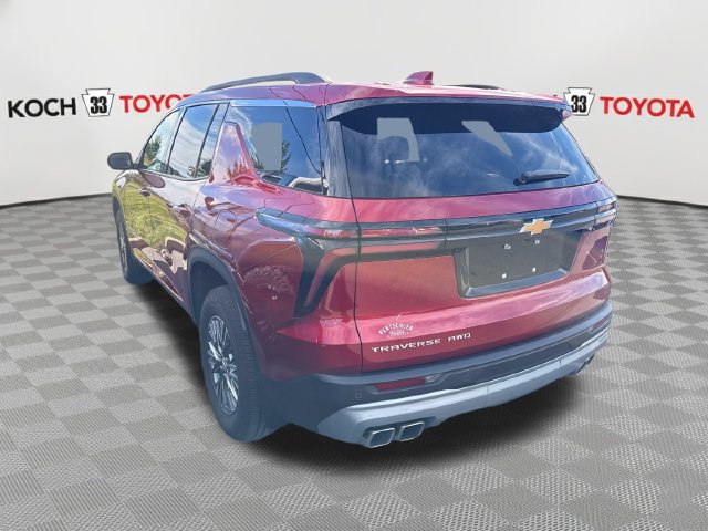 Used 2026 Chevrolet Traverse LT w/ LPO, Floor Liner Package AWD/4WD image 4