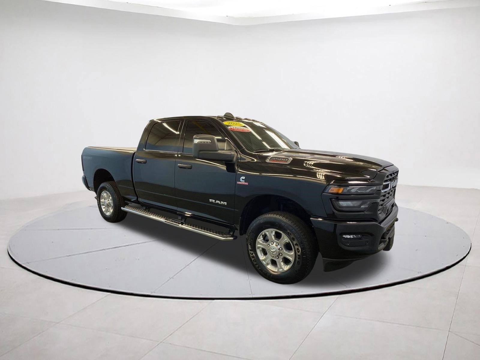 Used 2025 RAM 3500 Big Horn AWD/4WD image 11