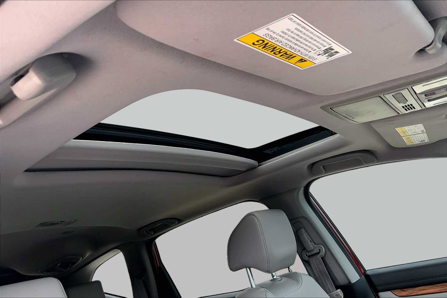 Used 2020 Honda CR-V Touring image 14