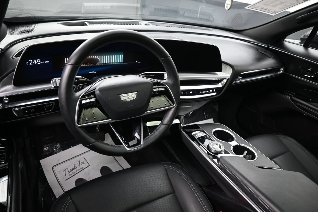Used 2024 Cadillac Lyriq Luxury RWD image 27