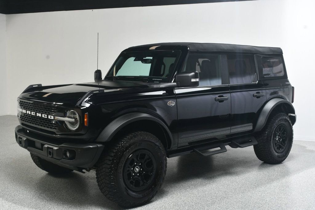 Used 2023 Ford Bronco Wildtrak AWD/4WD image 2