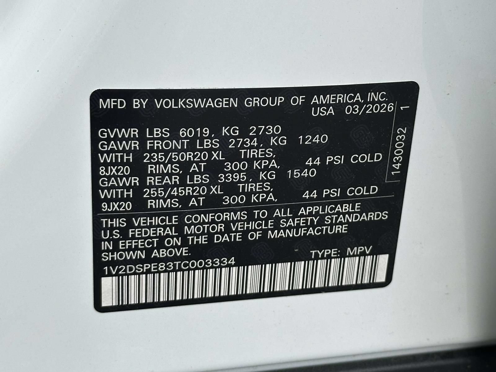 New 2026 Volkswagen ID.4 Pro AWD/4WD image 16