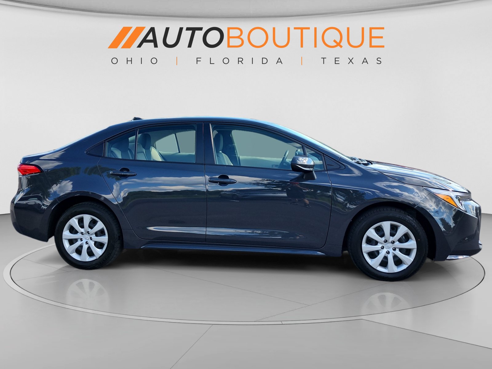 Used 2026 Toyota Corolla LE FWD image 6