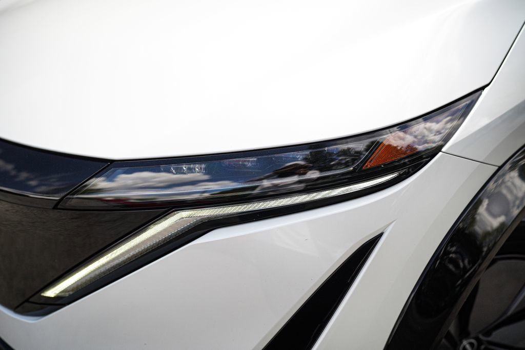 Used 2023 Nissan Ariya FWD image 3