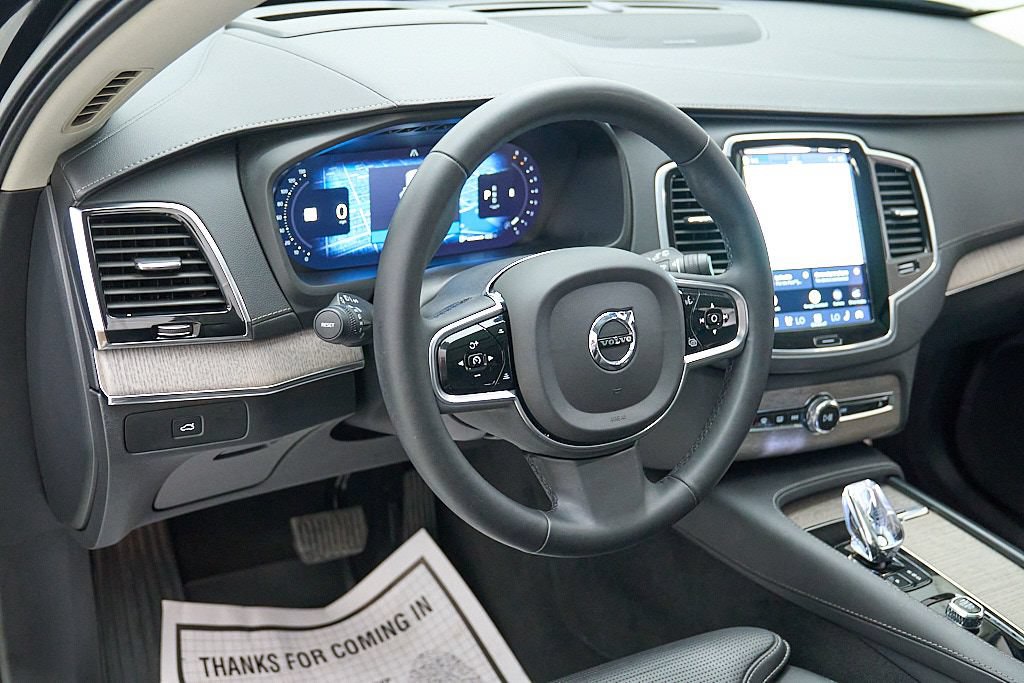 Certified 2023 Volvo XC90 B6 Ultimate w/ Protection Package Premier AWD/4WD image 13