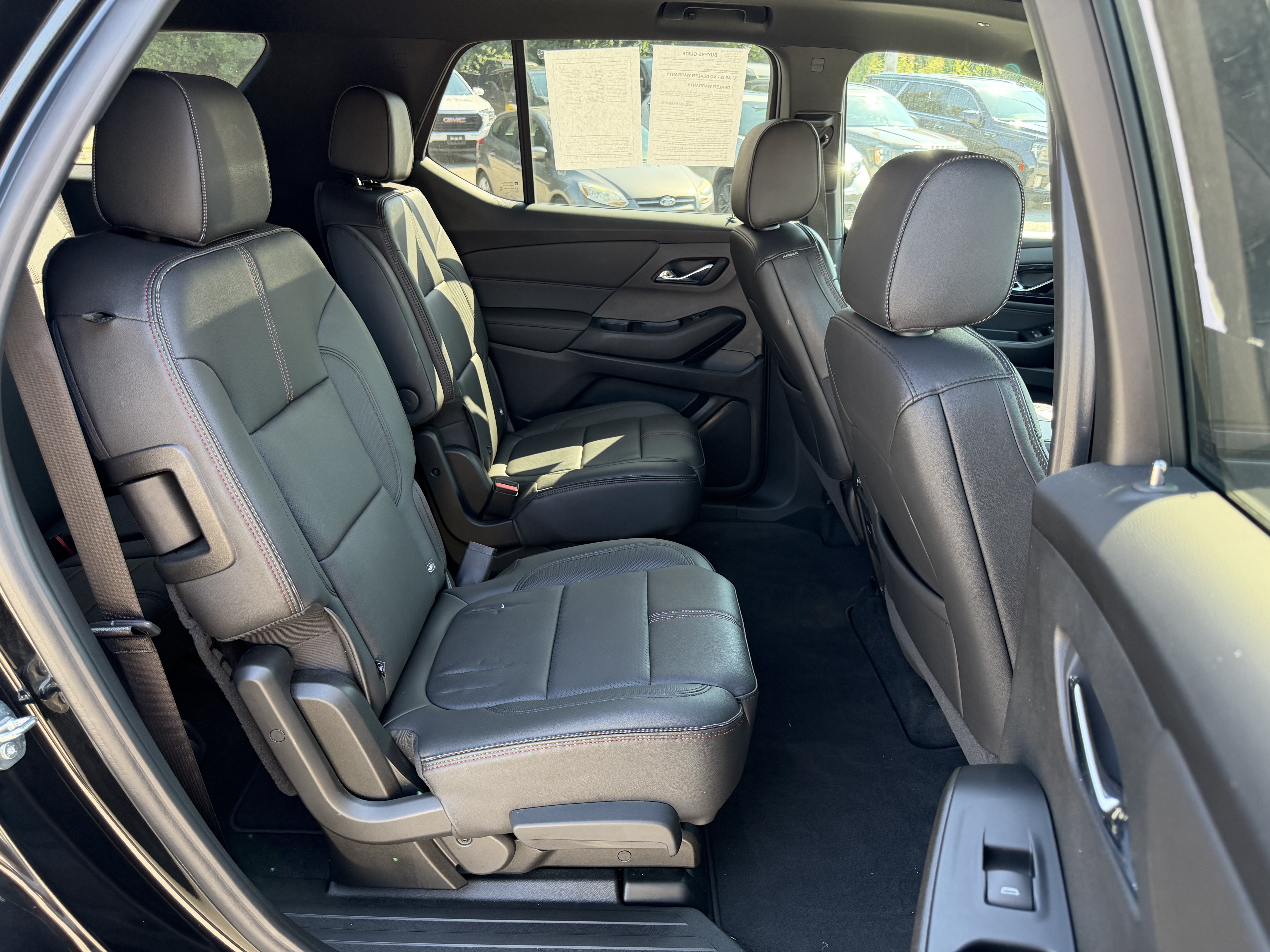 Used 2023 Chevrolet Traverse RS AWD/4WD image 10