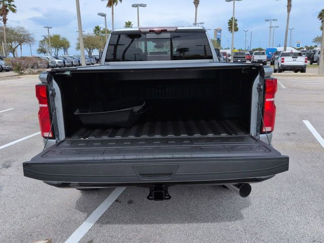 Used 2025 Chevrolet Silverado 2500 LTZ w/ LTZ Plus Package image 13