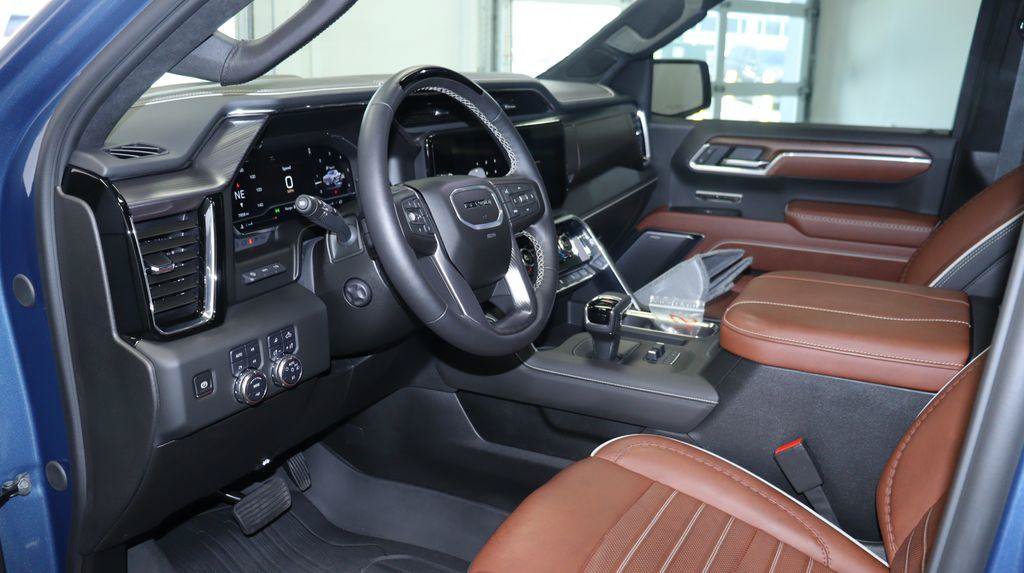 Used 2025 GMC Sierra 1500 Denali Ultimate AWD/4WD image 21