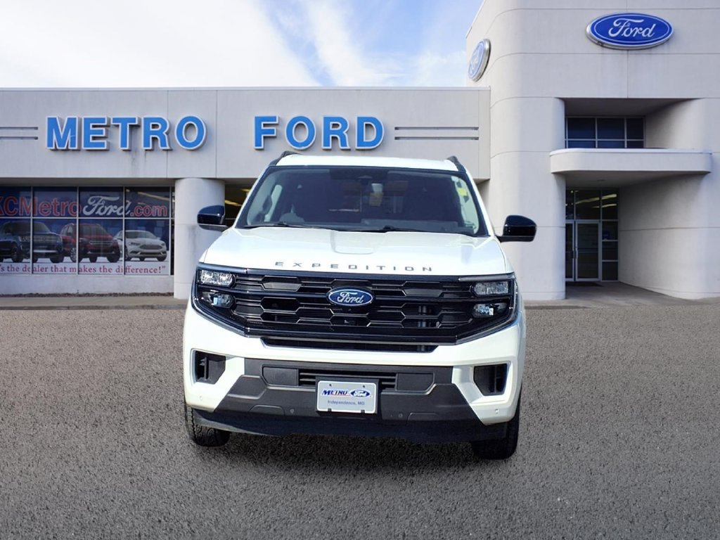 Certified 2025 Ford Expedition Max Active AWD/4WD image 8