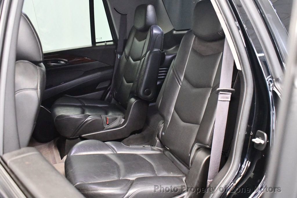 Used 2015 Cadillac Escalade Premium image 22