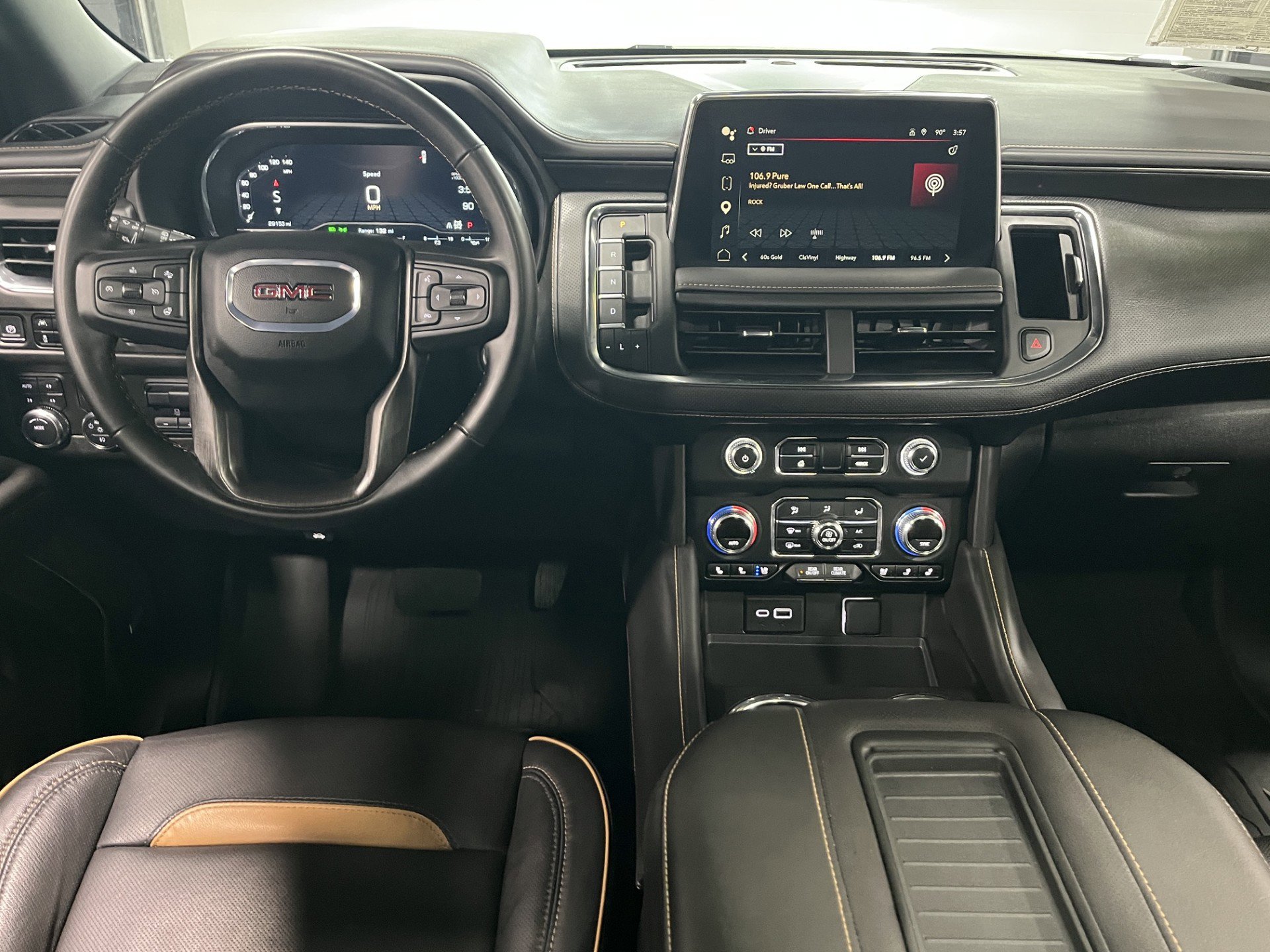 Certified 2024 GMC Yukon XL AT4 w/ Technology Package AWD/4WD image 10