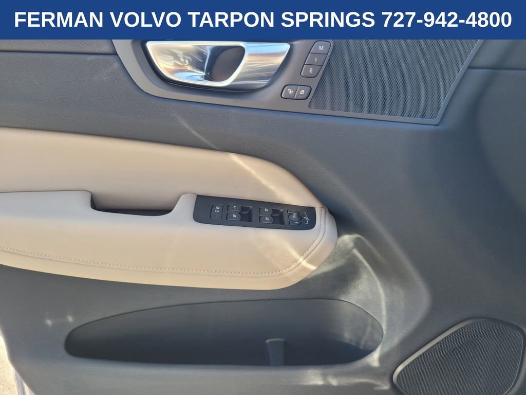 New 2026 Volvo XC60 T8 Core image 23