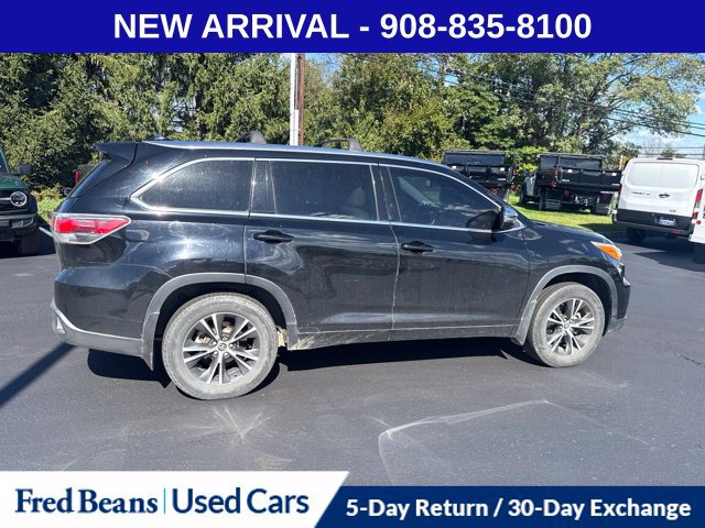 Used 2016 Toyota Highlander XLE AWD/4WD image 9