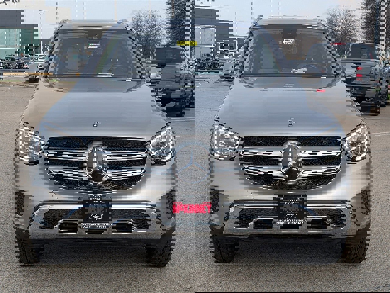 Used 2022 Mercedes-Benz GLC 300 w/ Premium Package Lite image 6
