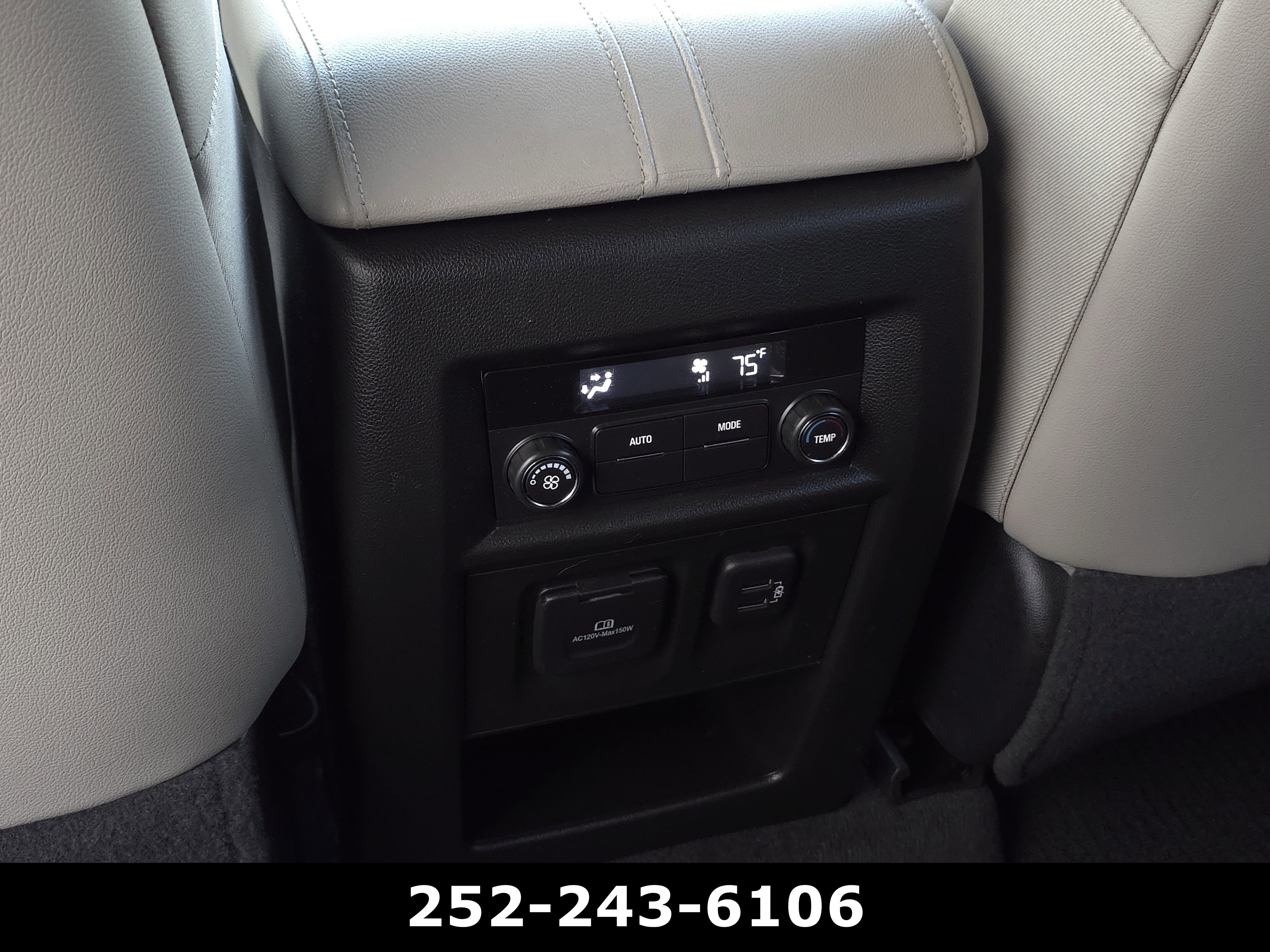 Used 2023 Chevrolet Traverse LT w/ LT Premium Package image 30