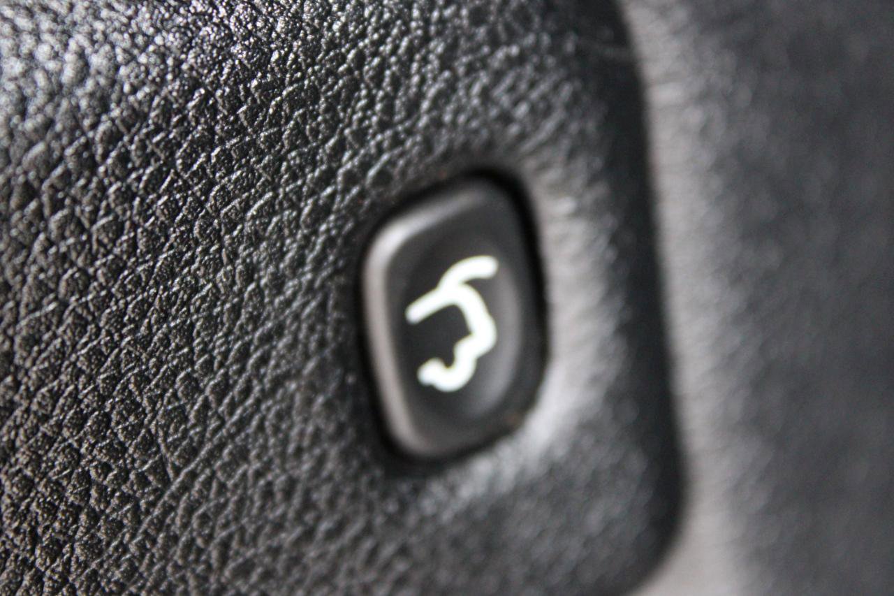 Used 2018 Dodge Durango R/T w/ Blacktop Package image 11