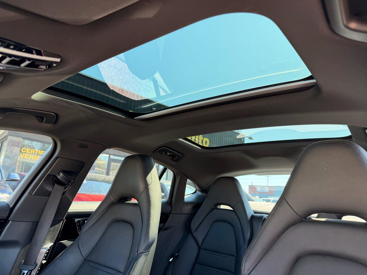 Used 2018 Porsche Panamera 4S image 14