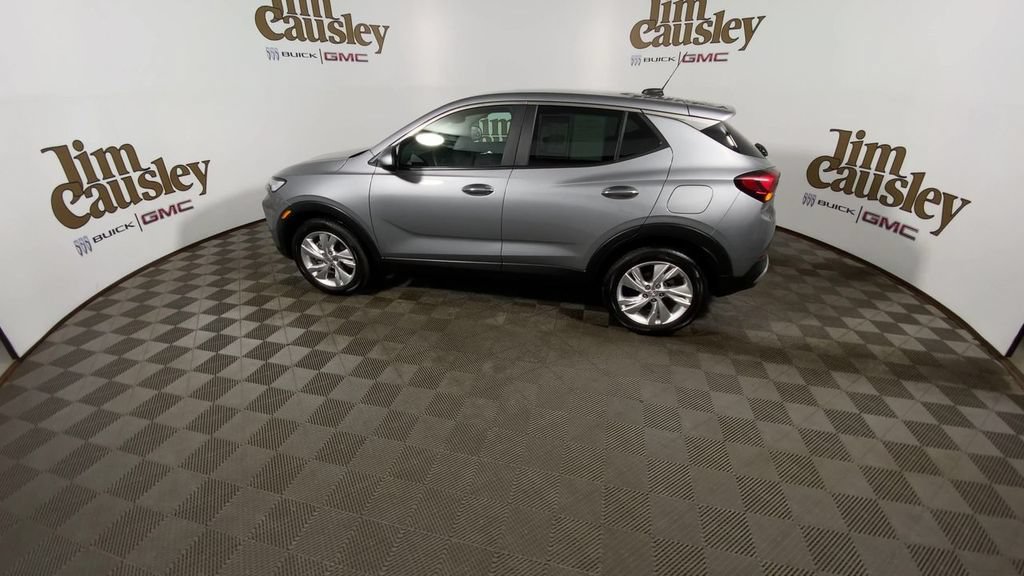 Certified 2024 Buick Encore GX Preferred w/ Comfort Package FWD image 5