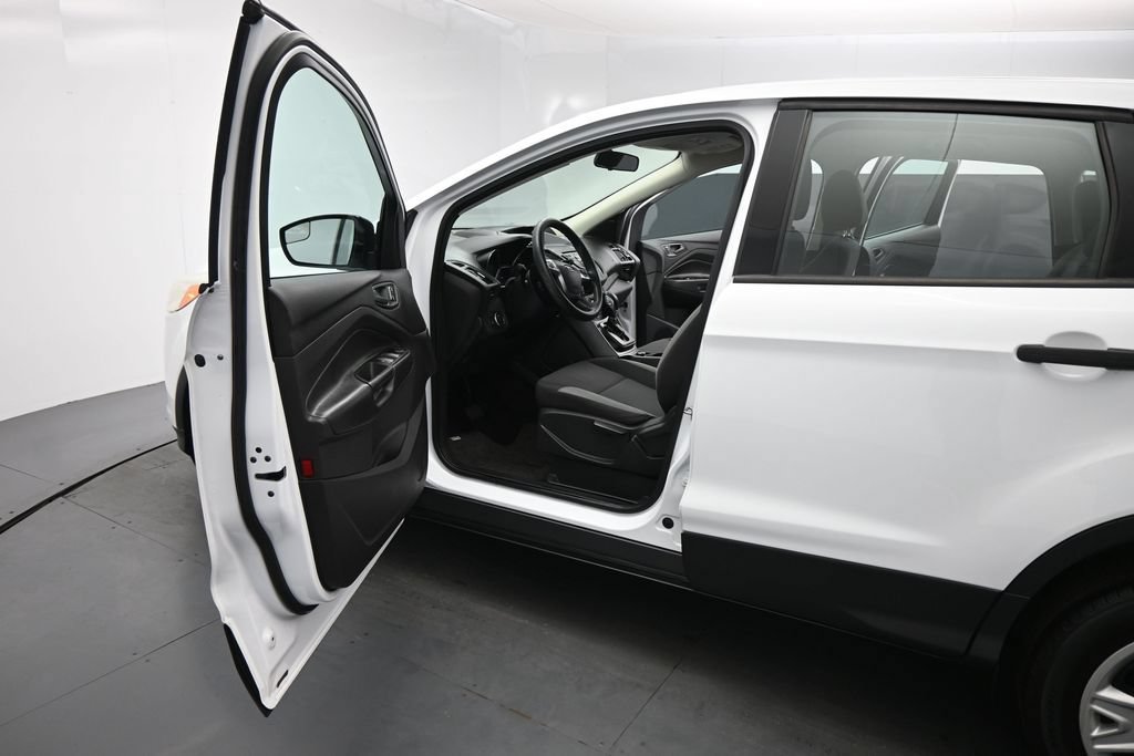 Used 2014 Ford Escape S FWD image 8
