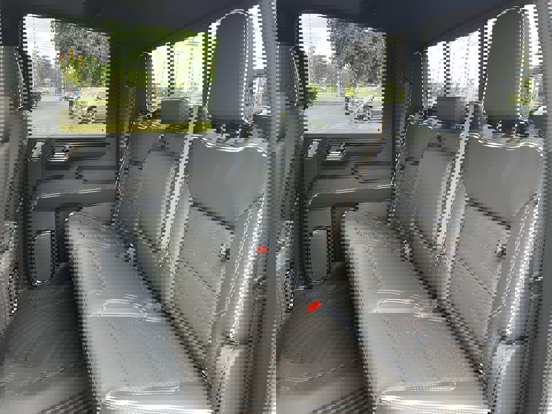 New 2025 GMC Sierra 2500 AT4X w/ AT4X AEV Edition image 62