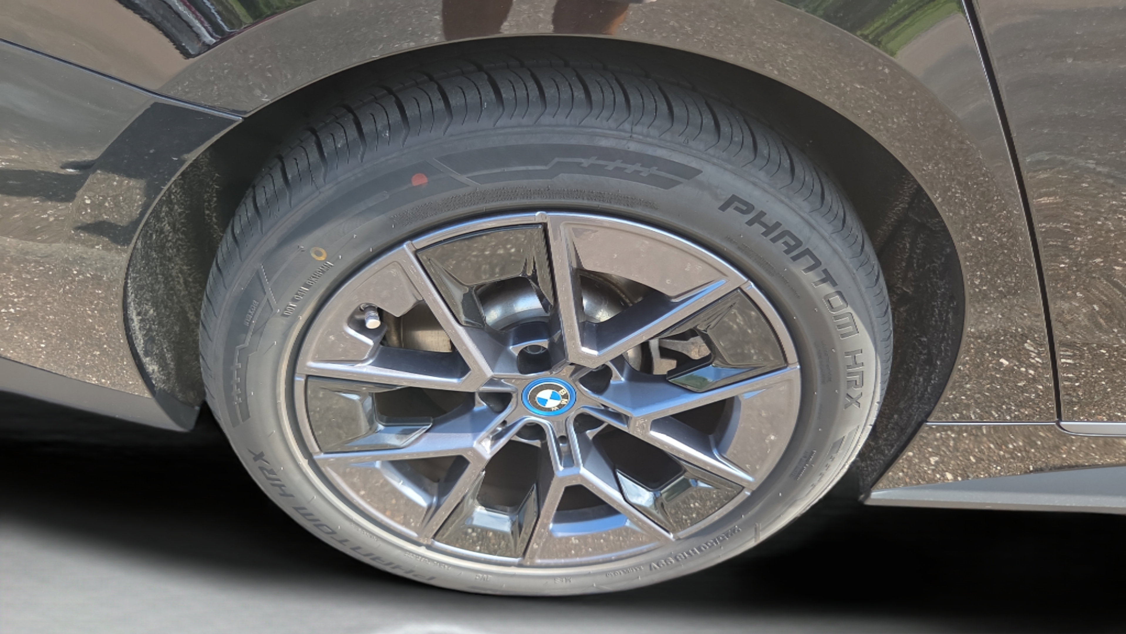 Used 2024 BMW i4 eDrive35 w/ Convenience Package RWD image 35