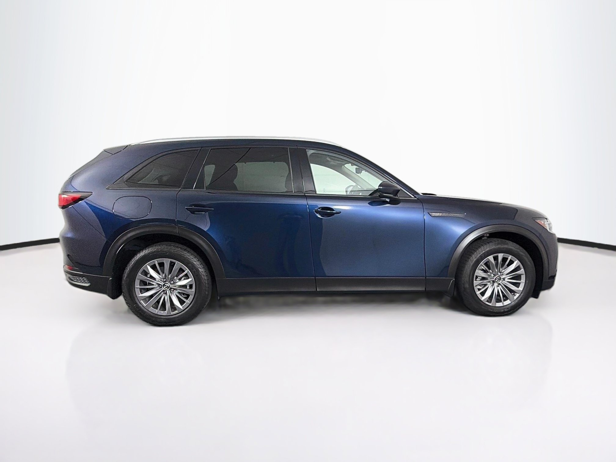 Used 2024 MAZDA CX-90 Plug-In Hybrid w/ Preferred AWD/4WD image 10